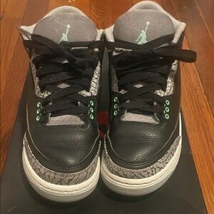 Air Jordan 3 Retro (GS) Size 4.5Y
